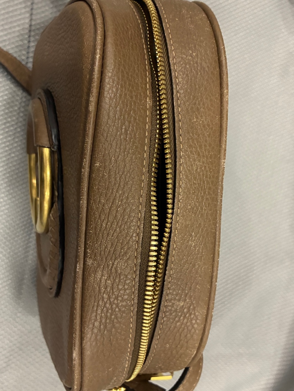 Authentic Gucci Arli Small Brown Leather Crossbody Camera Bag Gold GG-preowned - Picture 9 of 13